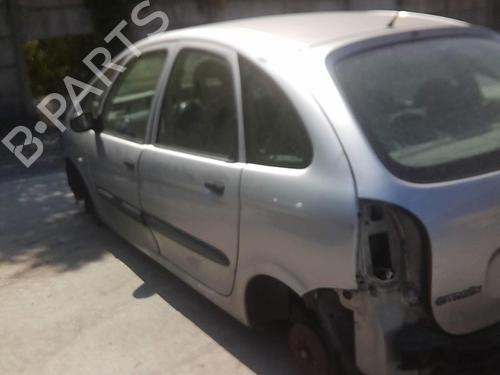 Left taillight CITROËN XSARA PICASSO (N68) 2.0 HDi | BP22004692C34 