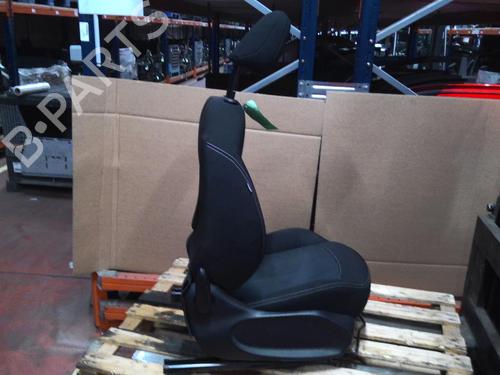 Right front seat PEUGEOT 208 I (CA_, CC_) 1.4 HDi | BP30327643C16