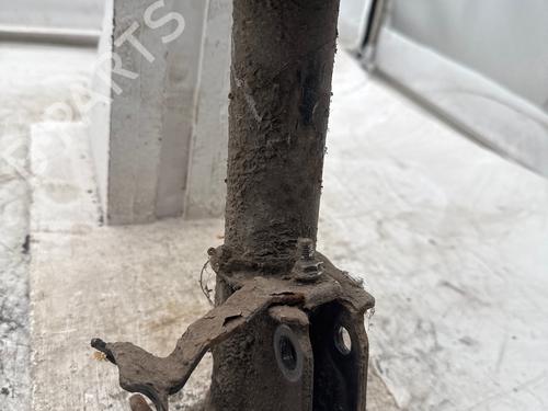 Used Right front shock absorber Right front shock absorber 36591657 36591657