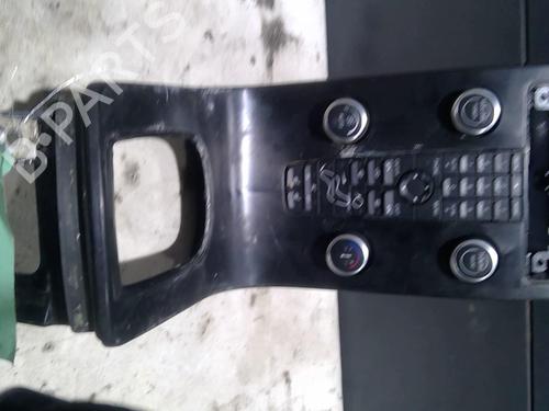 Used Climate control Climate control VOLVO C30 (533) D2 (115 hp) 31299810 31299810