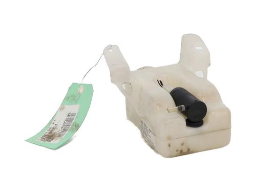 windscreen-washer-tank-microcar-due-2013-30079603 main image