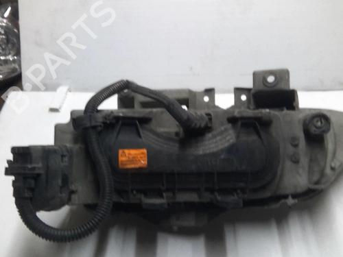 Used Right headlight RENAULT ESPACE III (JE0_) 2.2 12V TD (JE0E, JE0H, JE0P) (113 hp) 25276107