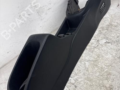 Used Middle console Middle console CITROËN DS3 (SA_) 1.6 THP 155 (156 hp) 39957698 39957698