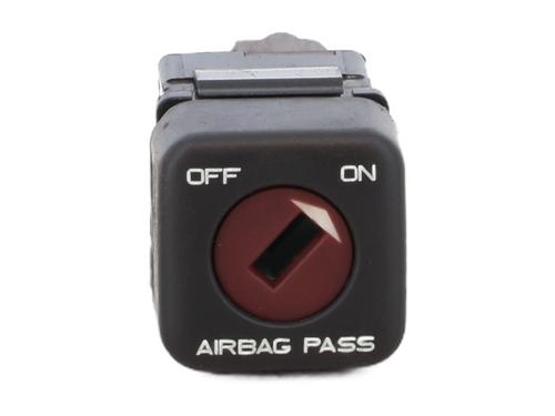 Used Switch Switch PEUGEOT 308 I (4A_, 4C_) 2.0 HDi (136 hp) 29560017 29560017