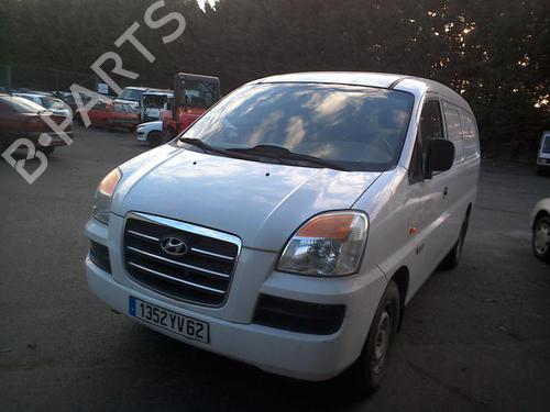Left headlight HYUNDAI H-1 Van (A1) 2.5 CRDi | BP21816025C28 