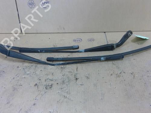 Used Front windshield wiper arm MERCEDES-BENZ B-CLASS Sports Tourer (W245) B 180 CDI (245.207) (109 hp) 27237198