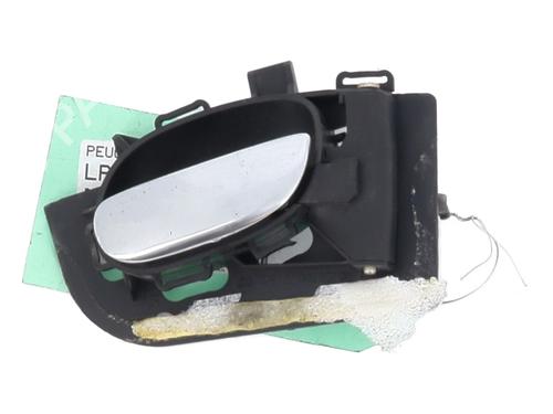 Used Front right interior door handle PEUGEOT 206 Hatchback (2A/C) 1.4 16V (88 hp) 28283523