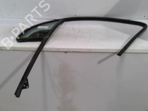 Vidro triangular frente esquerdo CITROËN C3 I (FC_, FN_) 1.1 i (60 hp) 33171532