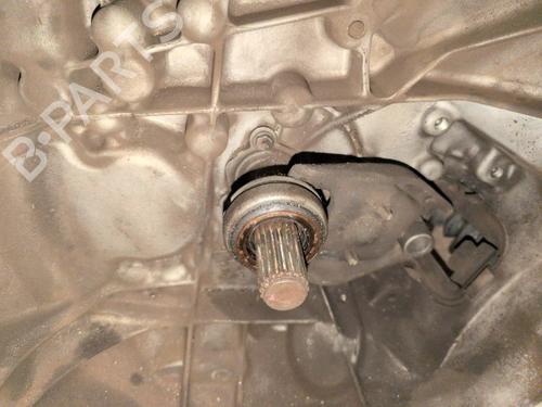 Used Gearbox Gearbox PEUGEOT 2008 I (CU_) 1.2 VTi (82 hp) 40440965 40440965