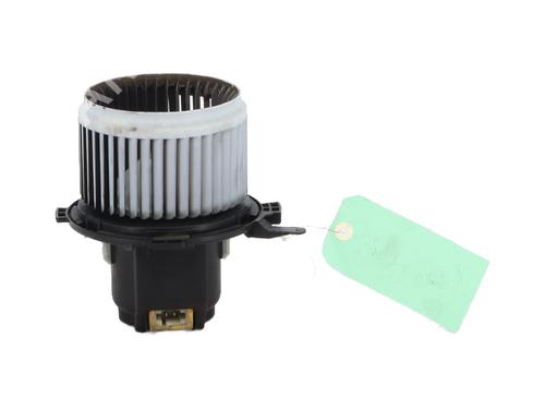 Used Heater blower motor CITROËN C4 Picasso II 2.0 BlueHDi 150 (150 hp) 30915120