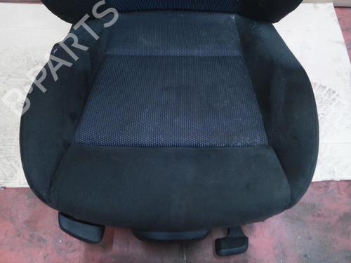 Right front seat BMW 3 (E90) 318 d | BP31344439C16  - Image 6
