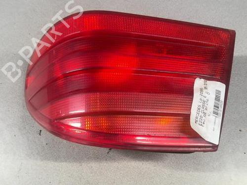 Used Right taillight Right taillight 21998947 21998947