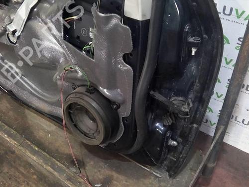 Used Left front door Left front door 21520933 21520933