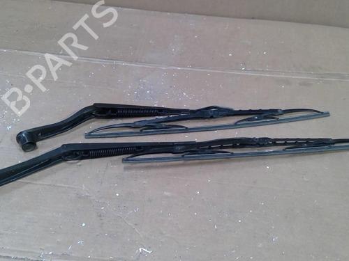Front windshield wiper arm CHRYSLER PT CRUISER (PT_) 2.2 CRD | BP30562520C143 