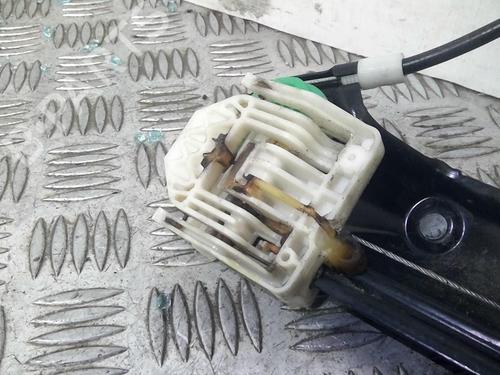 Front right window mechanism BMW 1 (E87) 118 d | BP20363763C23 