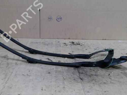 Used Front windshield wiper arm MERCEDES-BENZ C-CLASS (W204) C 220 CDI (204.002) (170 hp) 28354702