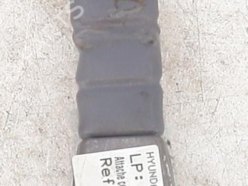 seat-buckle-hyundai-getz-tb-2001-2002-2003-2004-2005-2006-2007-2008-2009-2010-2011-40289952 main image