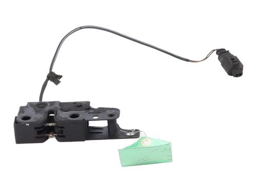 hood-lock-audi-a3-sportback-8pa-2004-2005-2006-2007-2008-2009-2010-2011-2012-2013-2014-2015-31347192 main image