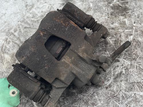 Høyre bremsekaliper foran Høyre bremsekaliper foran 37867587 37867587