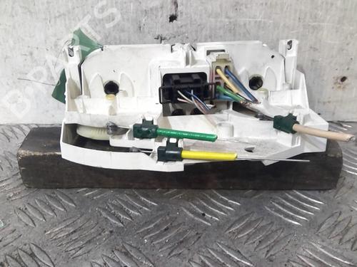 AC-Styringsenhed/Manøvreenhed VW POLO (6N2) 1.9 SDI (64 hp) 20366379