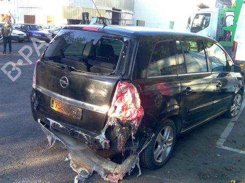 Left mirror OPEL ZAFIRA / ZAFIRA FAMILY B (A05) 1.9 CDTI (M75) | BP22000598C26 