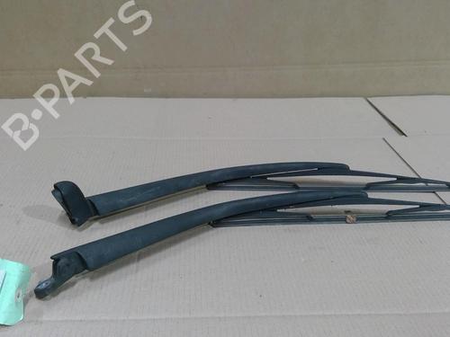 Used Rear windshield wiper arm RENAULT TRAFIC III Bus (JG_) 1.6 dCi 125 (JGMH) (125 hp) 29896670
