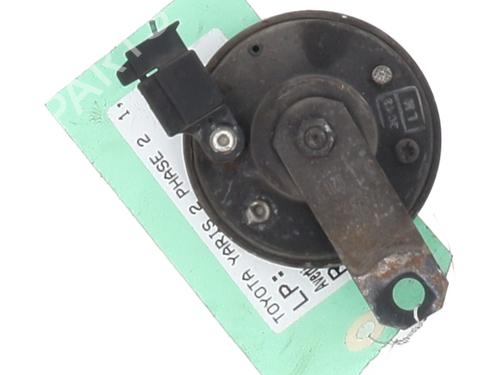 Horn TOYOTA YARIS (_P9_) 1.4 D-4D (NLP90_, NLP90R) | BP28066649E13 