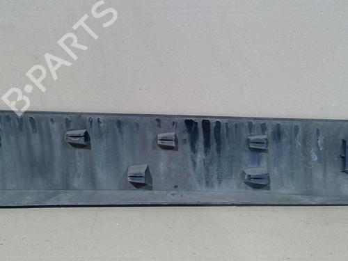 door-moulding-trim-renault-scenic-iii-jz01_-2008-2009-2010-2011-2012-2013-2014-2015-2016-31073457 main image
