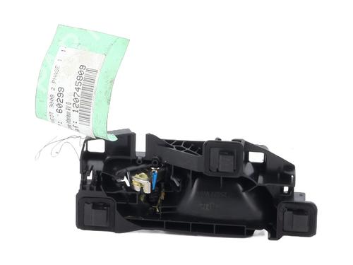 Used Front left interior door handle Front left interior door handle PEUGEOT 3008 II SUV (MC_, MR_, MJ_, M4_) 1.5 BlueHDi 130 (131 hp) 32200033 32200033