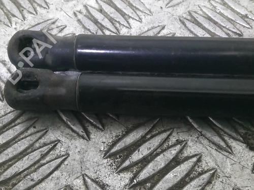 Used Tailgate lift support Tailgate lift support 21556447 21556447