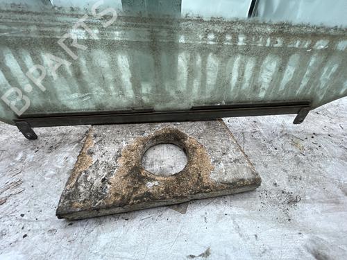 Used Front right door window Front right door window 39042141 39042141