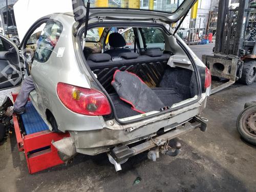 Right taillight PEUGEOT 206 Hatchback (2A/C) 1.4 HDi eco 70 | BP20352221C35 