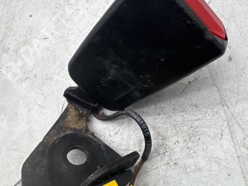 Used Seat buckle Seat buckle 37085908 37085908