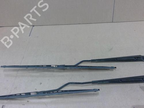 Used Front windshield wiper arm CITROËN XSARA (N1) 1.4 i (75 hp) 29082500