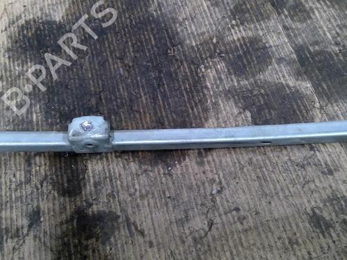 Vidro triangular frente esquerdo Vidro triangular frente esquerdo PEUGEOT 407 (6D_) 2.0 HDi 135 (6DRHRH, 6DRHRE, 6DRHRG, 6DRHRJ) (136 hp) 31823783 31823783
