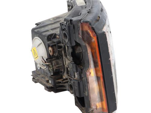 Used Right headlight Right headlight LAND ROVER DISCOVERY III (L319) 2.7 TD 4x4 (190 hp) 32251685 32251685