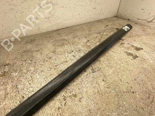 Used Door moulding trim Door moulding trim PEUGEOT 309 I (10C, 10A) 1.4 (67 hp) 36591522 36591522