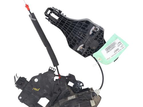 Rear left lock LAND ROVER DISCOVERY SPORT (L550) 2.2 D 4x4 | BP32383210C100