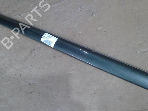 Used Door moulding trim PEUGEOT 207 (WA_, WC_) 1.6 HDi (92 hp) 30777385