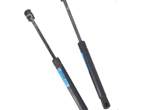 Used Hood lift support Hood lift support JEEP GRAND CHEROKEE II (WJ, WG) 2.7 CRD 4x4 (163 hp) 32656785 32656785