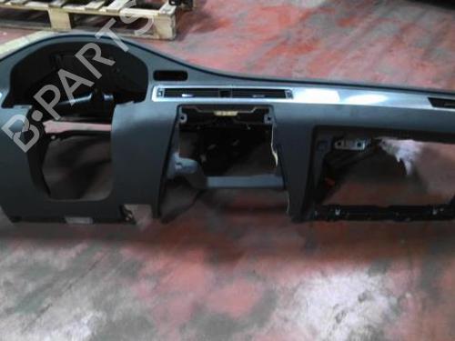 Dashboard VOLVO V70 III (135) D5 | BP30261715C46 - Image 2