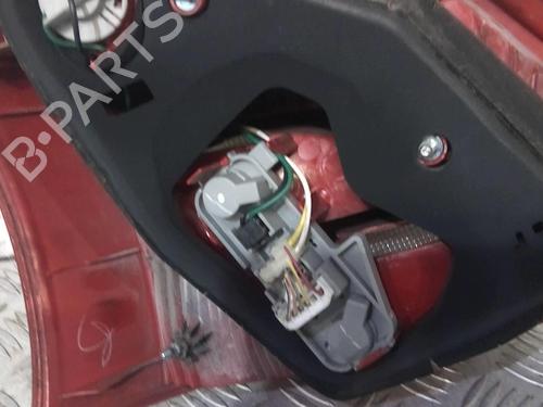Used Right taillight Right taillight 22004400 22004400