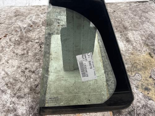 Used Rear left door window Rear left door window 39519274 39519274