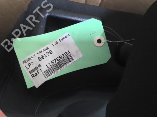 Siège arrière RENAULT ARKANA I (LCM_, LDN_) 1.6 E-TECH 145 (LDMU) | BP30489833C17 