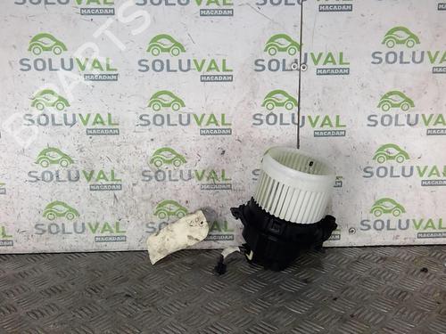 Moteur de chauffage DACIA SANDERO II 1.5 dCi 75 / Blue dCi 75 (B8JW, B8M4, B8AH, B8M7, B8M6) (75 hp) 21826945