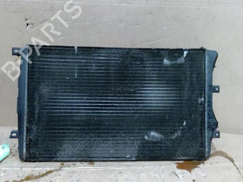 Used Water radiator VW GOLF PLUS V (5M1, 521) 1.9 TDI (105 hp) 30886527