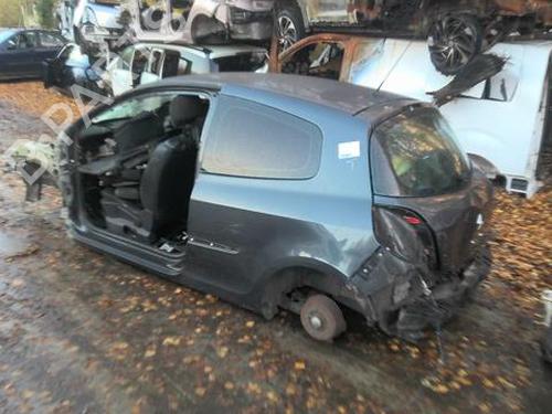 Høyre foran lås RENAULT CLIO III (BR0/1, CR0/1) 1.5 dCi (BR17, CR17) | BP30473643C97