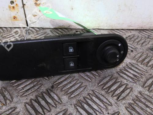 Left front window switch RENAULT CLIO IV (BH_) 1.5 dCi 90 | BP20353165I27 