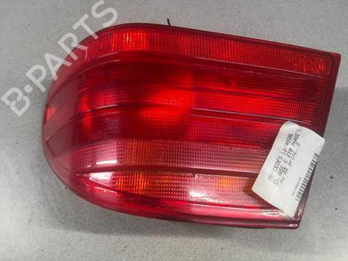 Right taillight MERCEDES-BENZ E-CLASS (W210) E 300 D (210.020) | BP20370207C35 