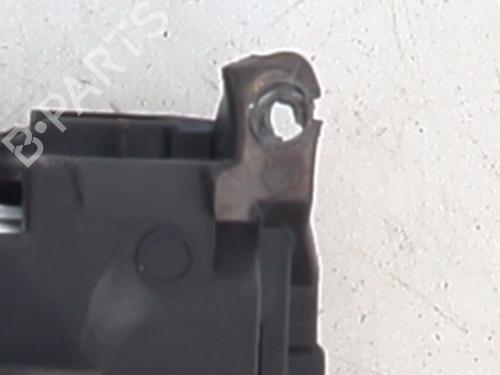 display-monitor-renault-megane-iv-hatchback-b9amn_-2015-39258254 main image